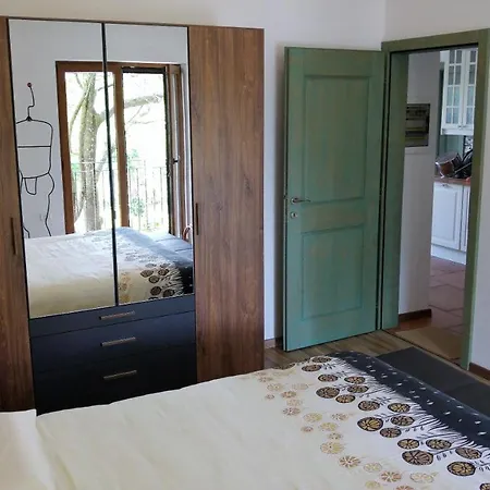 Kmetija Jogan, Wines & Farm stay Pobegi